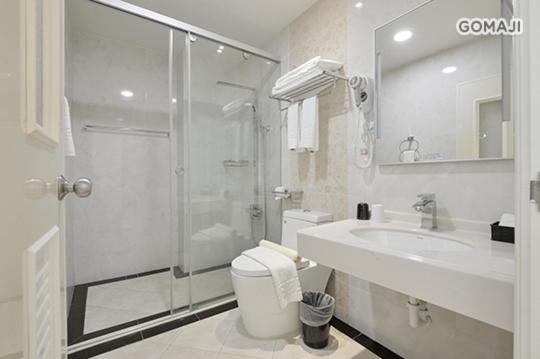 Top Bay B&B ตงกั่ง ภายนอก รูปภาพ